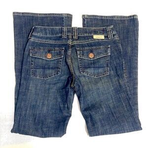 Pine IV Women’s Flare Jeans